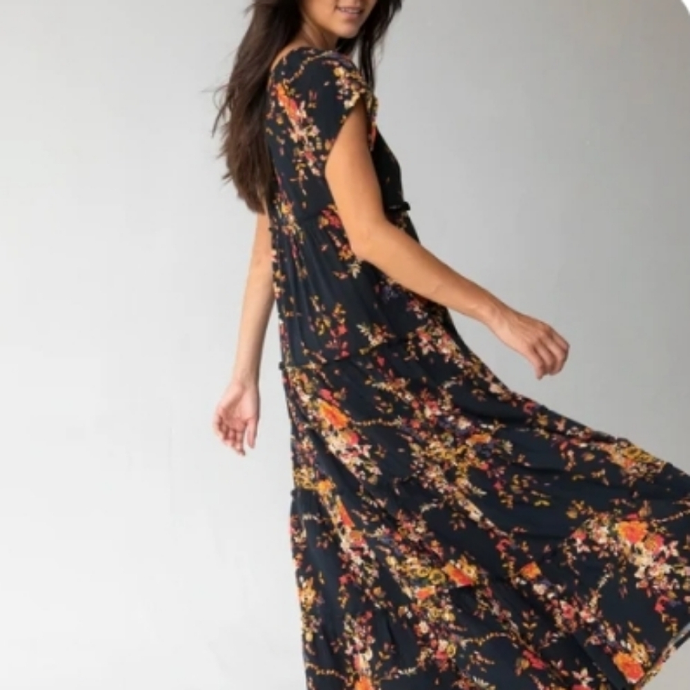 NATURAL LIFE Berkley Maxi Dress Navy Floral